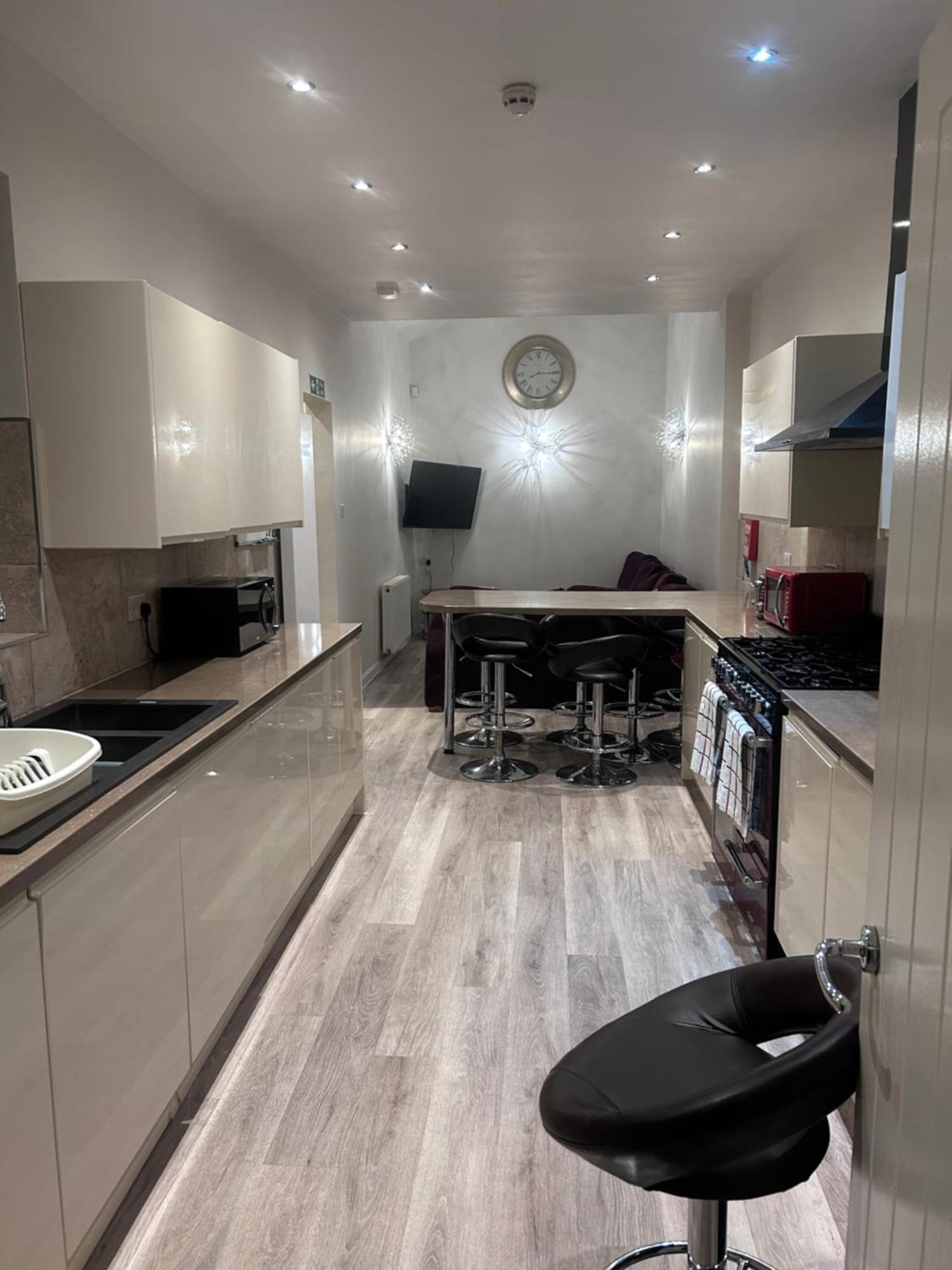 Seafords Guest House Stoke-on-Trent 외부 사진